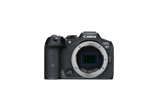 Canon EOS R7 RF-S18-150 IS STM レンズキットの新品/中古の在庫一覧